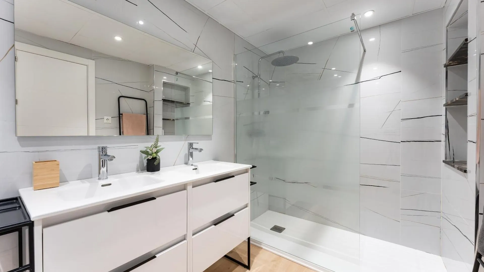 Apartment Bhost - Los Carmenes Benalmadena Spain